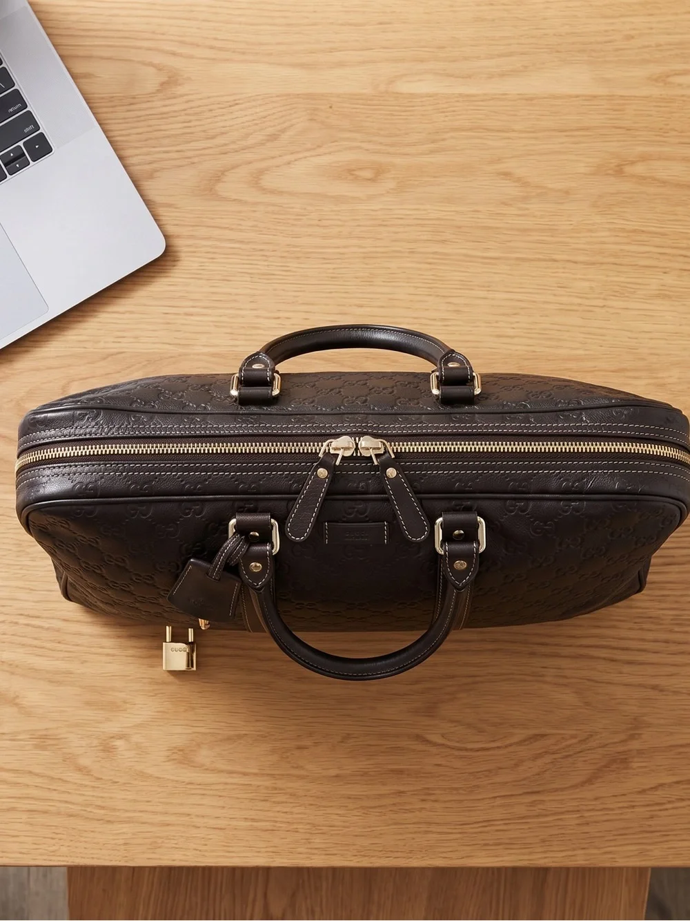 GUCCI Embossed GUCCISIMA Leather Briefcase - Dark Brown PROFESSIONAL